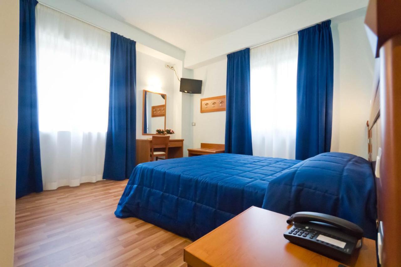 Hotel Donnini Асизи Екстериор снимка